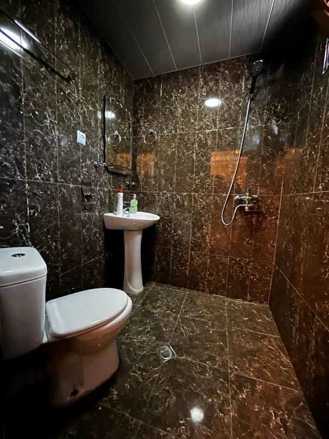 Guesthouse Data Mestia Luaran gambar