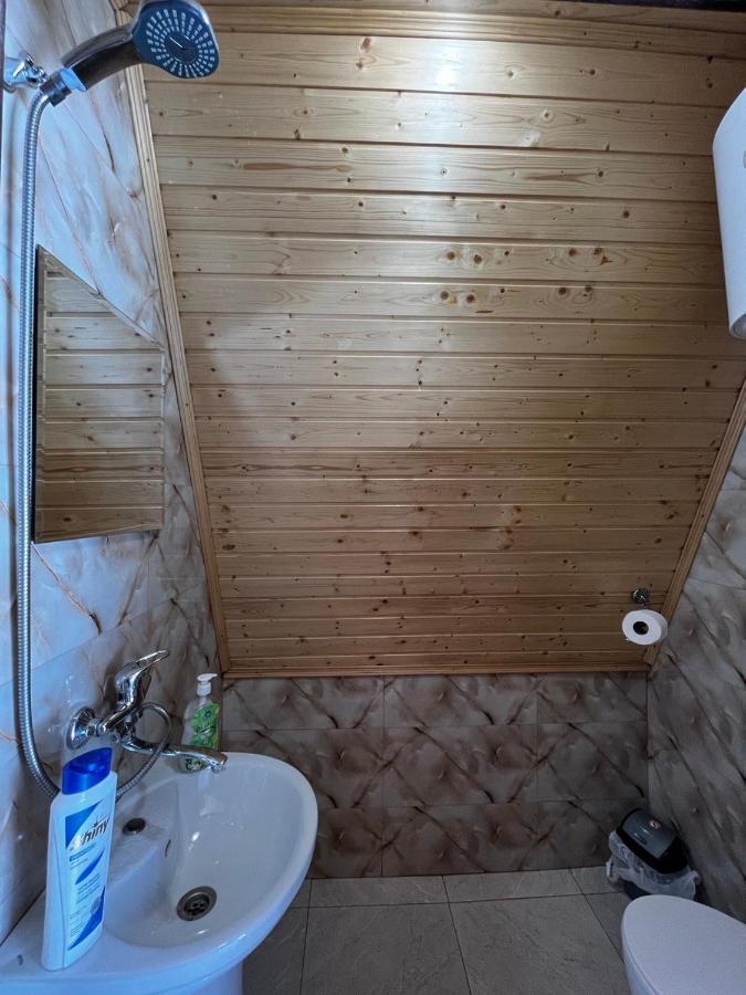 Guesthouse Data Mestia Luaran gambar